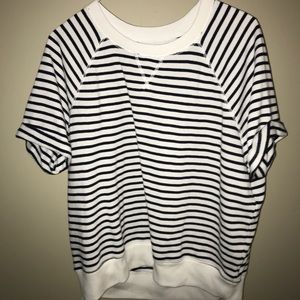 Short sleeve sweatshirt